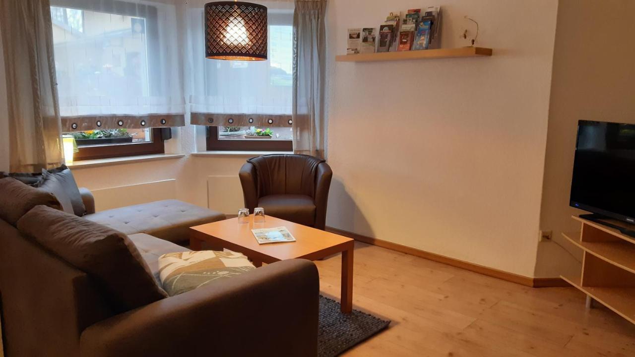 Ferienwohnung Reissmann Heinsdorfergrund エクステリア 写真