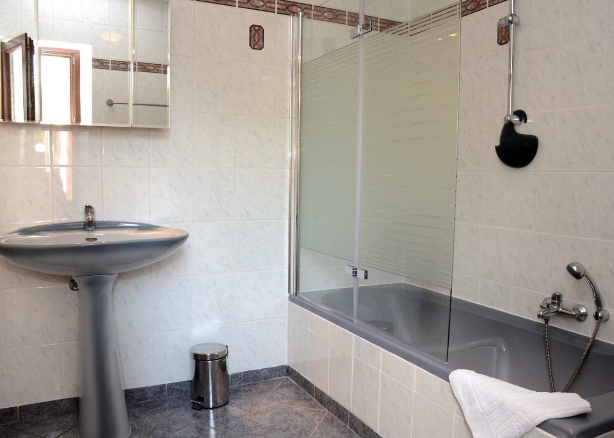 Ferienwohnung Reissmann Heinsdorfergrund エクステリア 写真