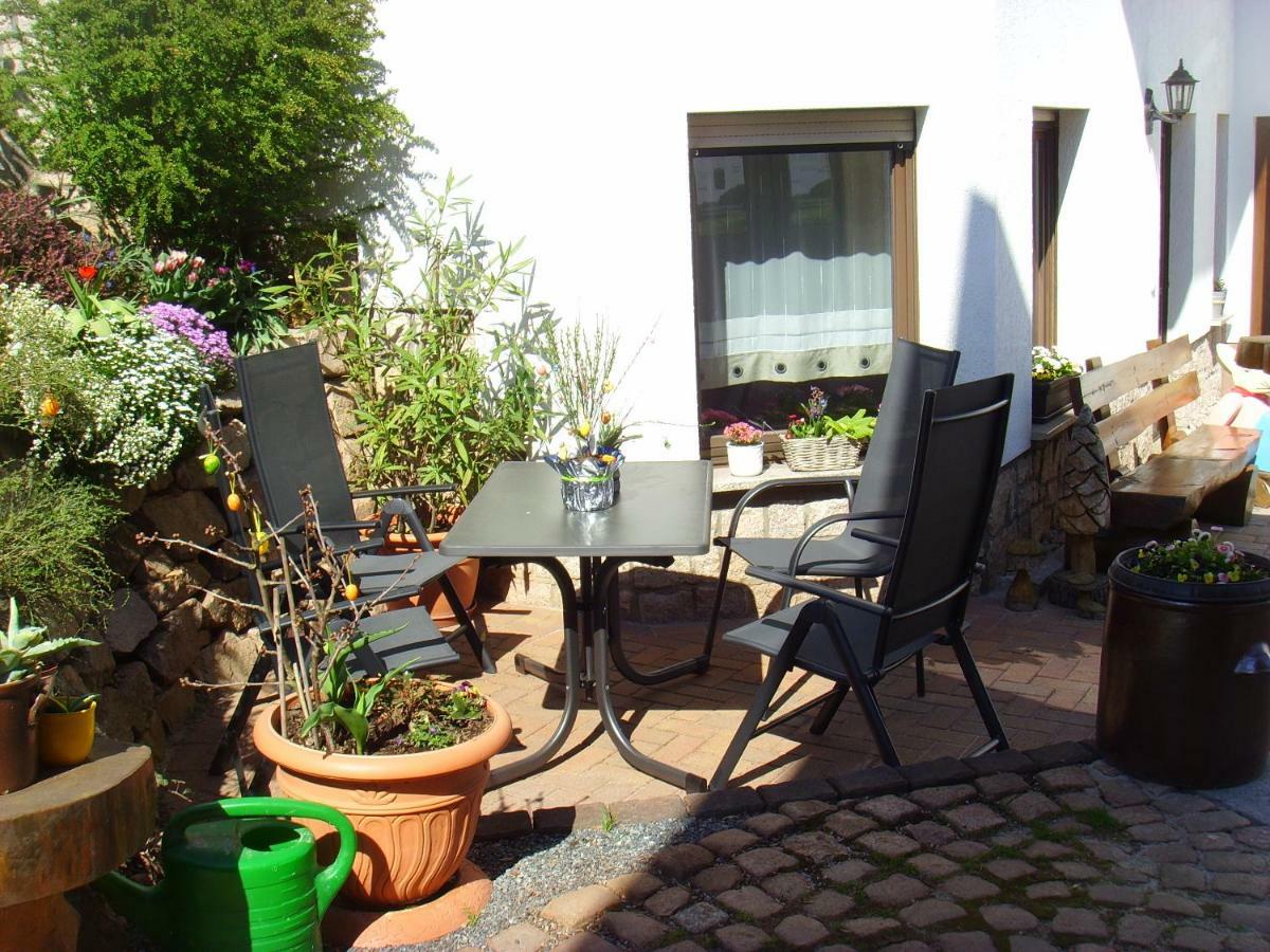 Ferienwohnung Reissmann Heinsdorfergrund エクステリア 写真